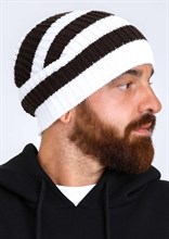 FC St. Pauli - feinstrick Streifen Logo M�tze